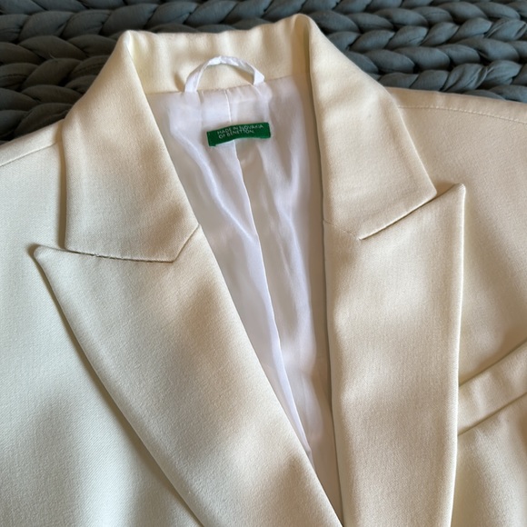 United Colors of Benetton | Off-White Suit Jacket / Blazer - Picture 2 of 7